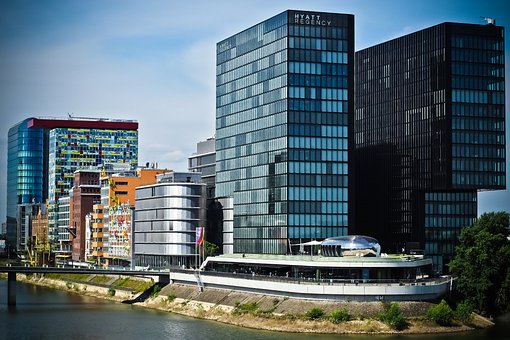 商場空調(diào)節(jié)能監(jiān)控系統(tǒng)改造 商場空調(diào)節(jié)能監(jiān)控系統(tǒng)改造